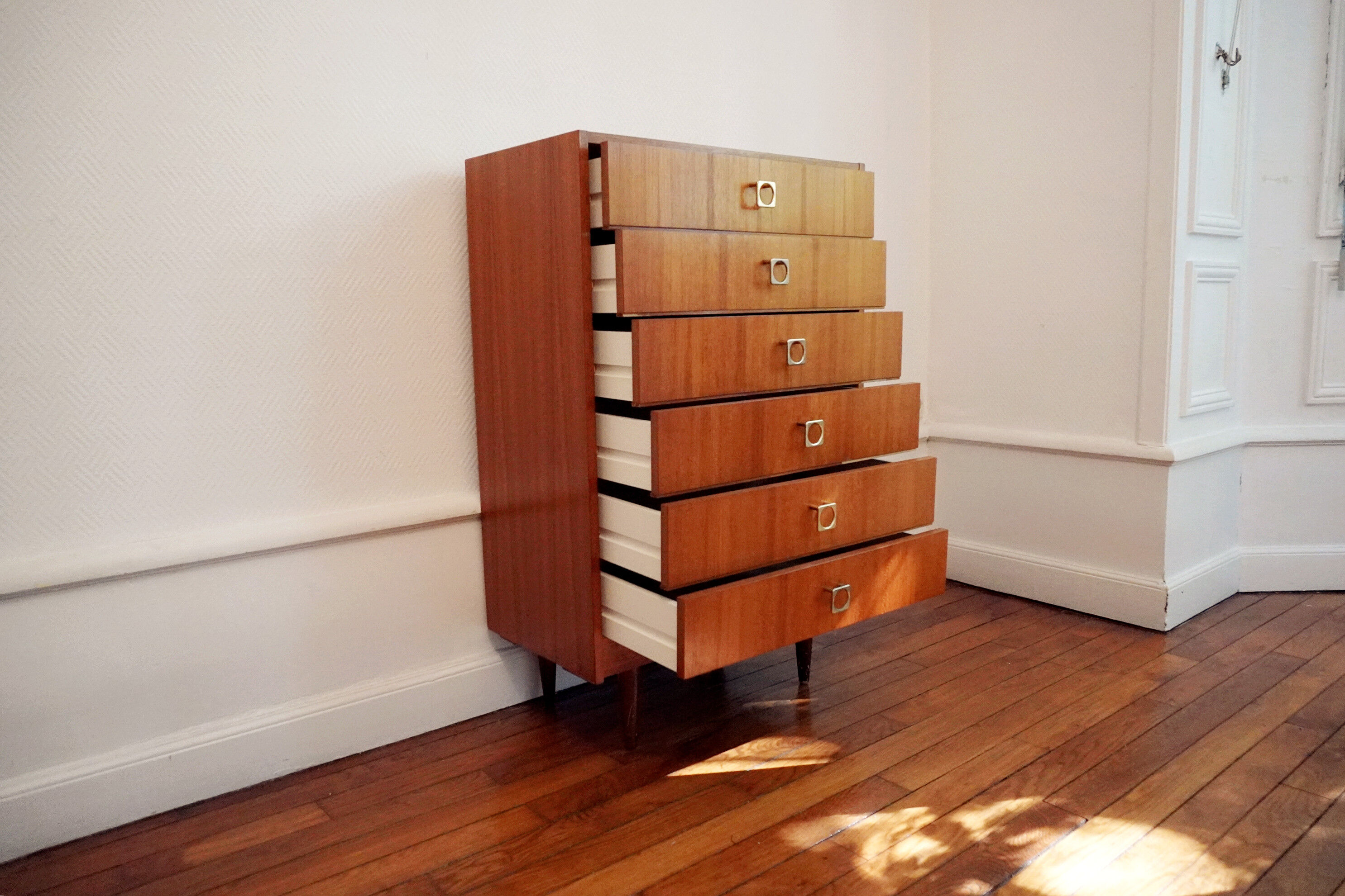 Vintage dresser