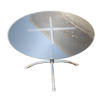 Chrome table with glass dining top from the 1980s.