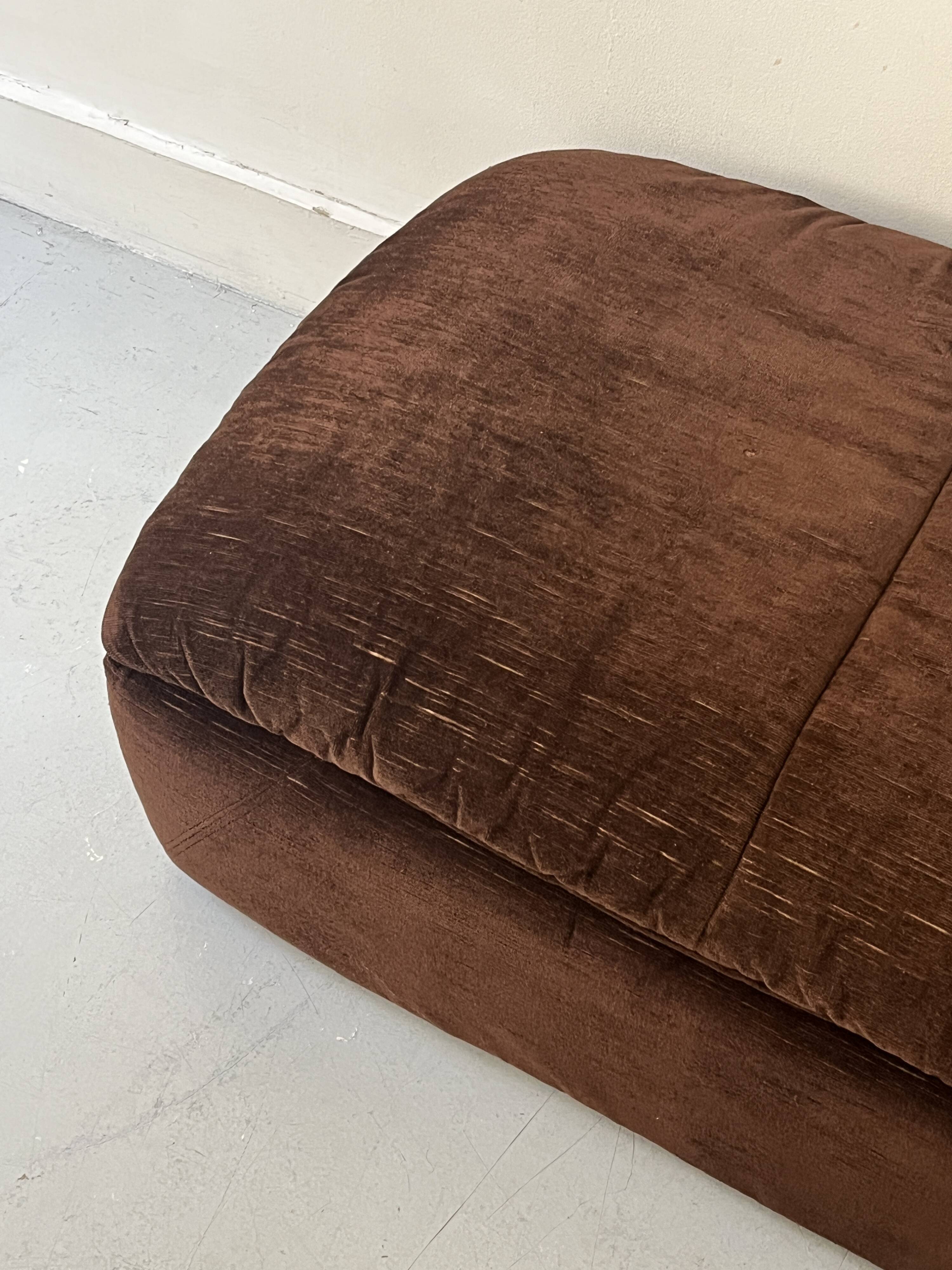 Cinna pouf in brown short velvet, Ligne roset 1970