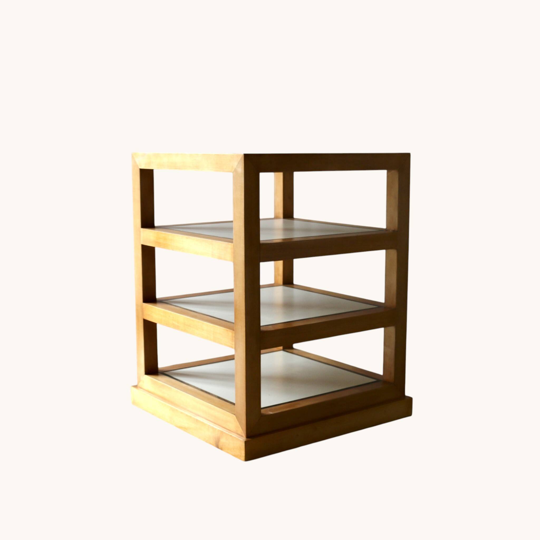 Une paire d'étagère par David Hicks (1929-1998), Angleterre,années 80.