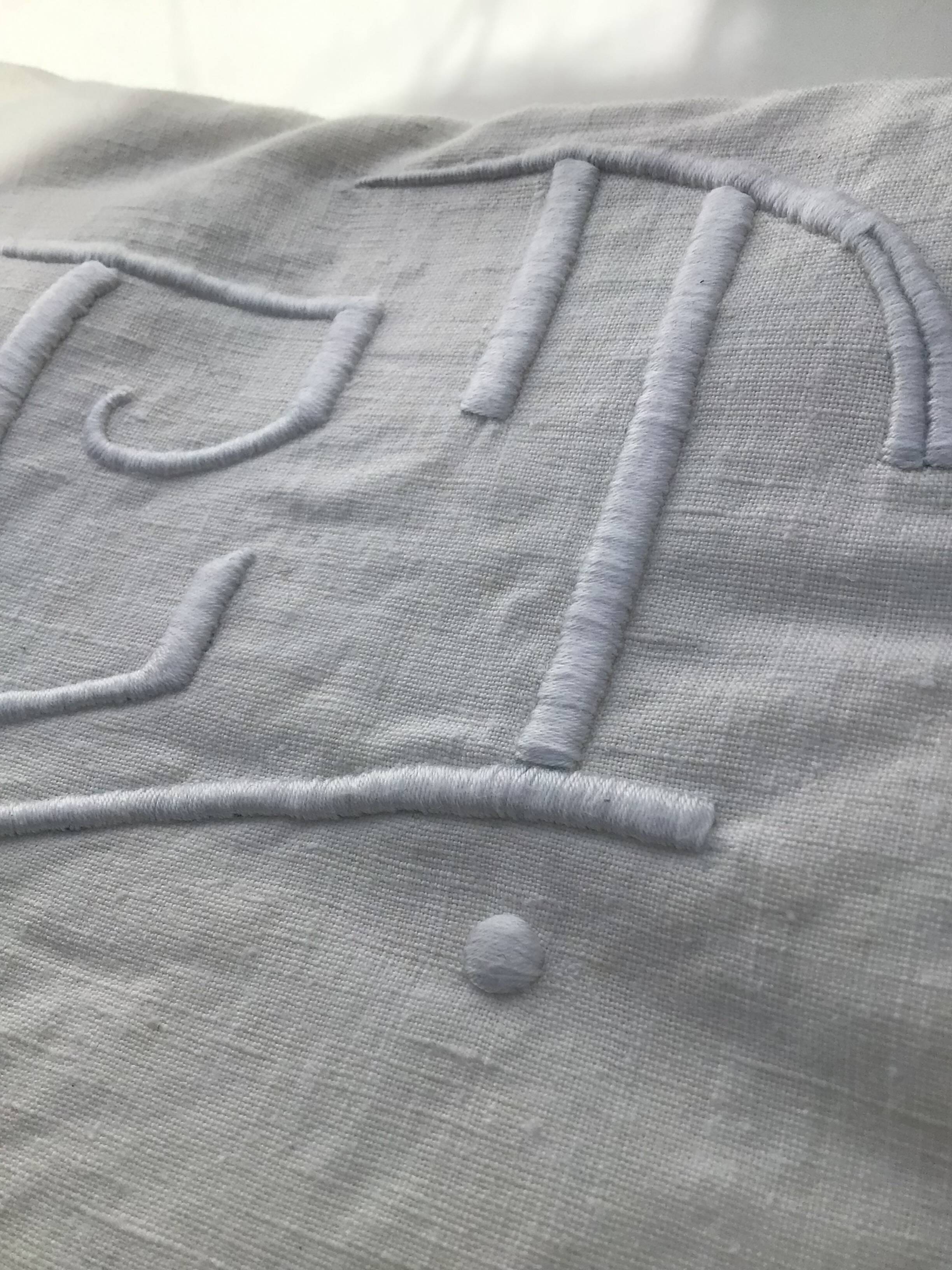 Embroidered 2-seater sheet CT linen new simple day cream