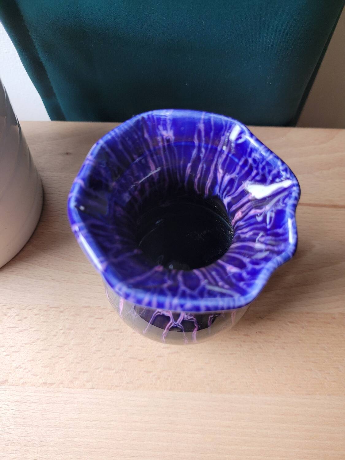 Enameled porcelain vase