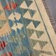 Tapis kilim en laine fait main à décor géométrique