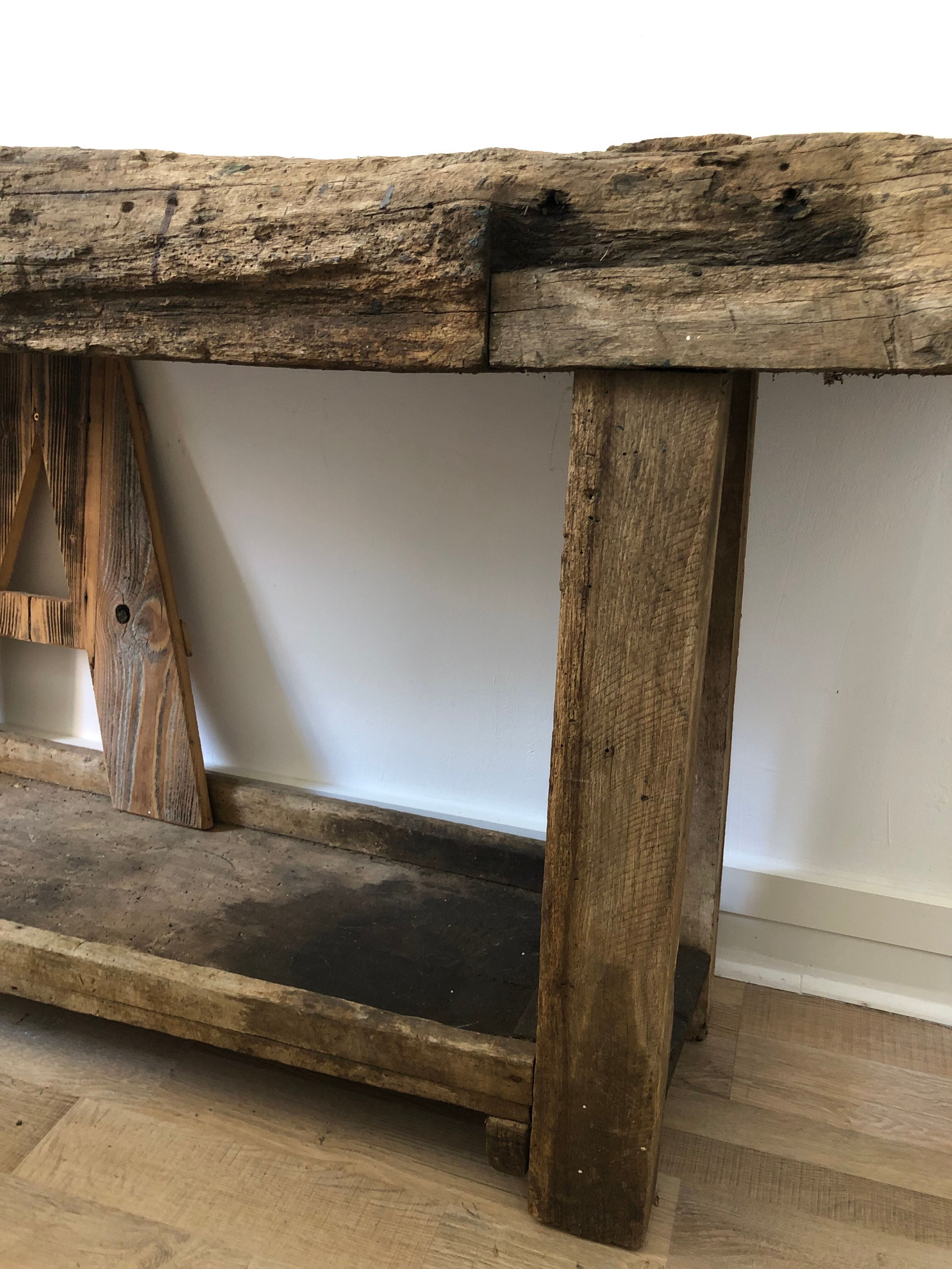 Carpenter's workbench