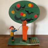 Game of apple picker