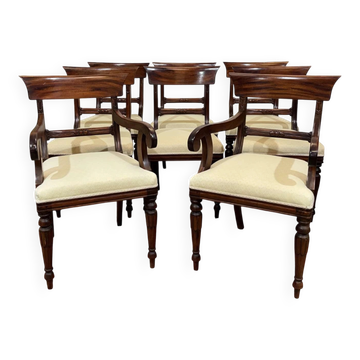 Série de 2 fauteuils et 6 chaises anglaises en acajou des années 1950
