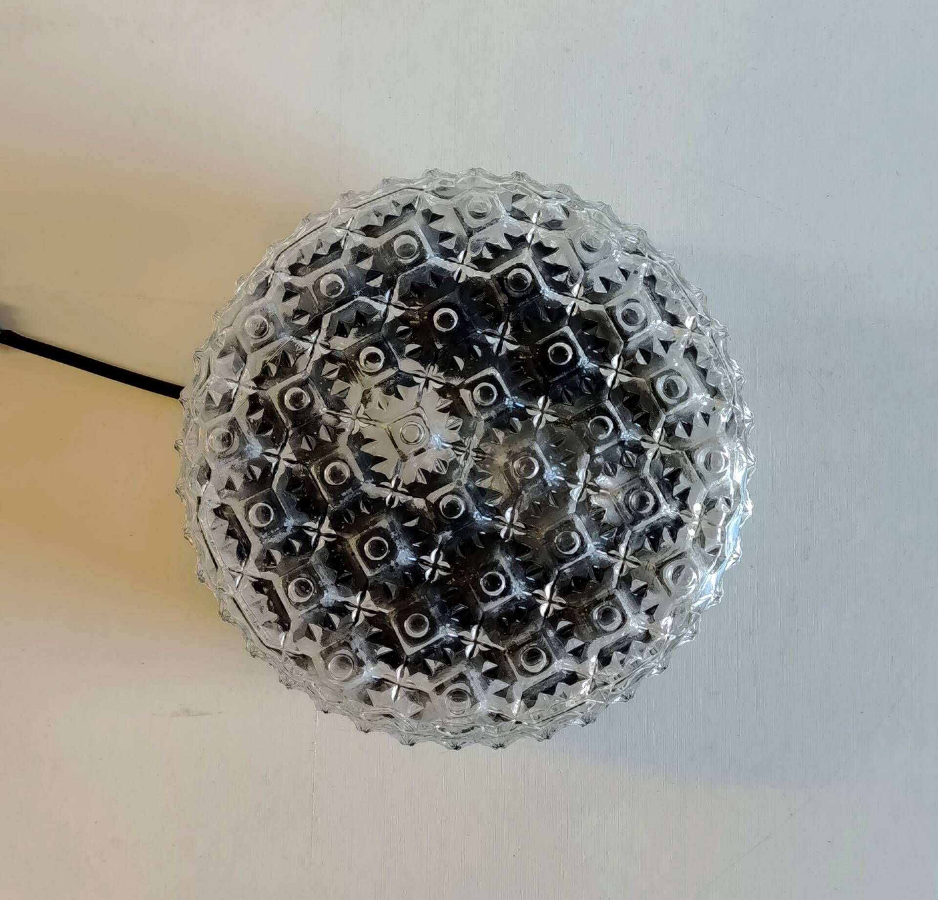 Plafonnier ou applique en verre moulé - design 70's 