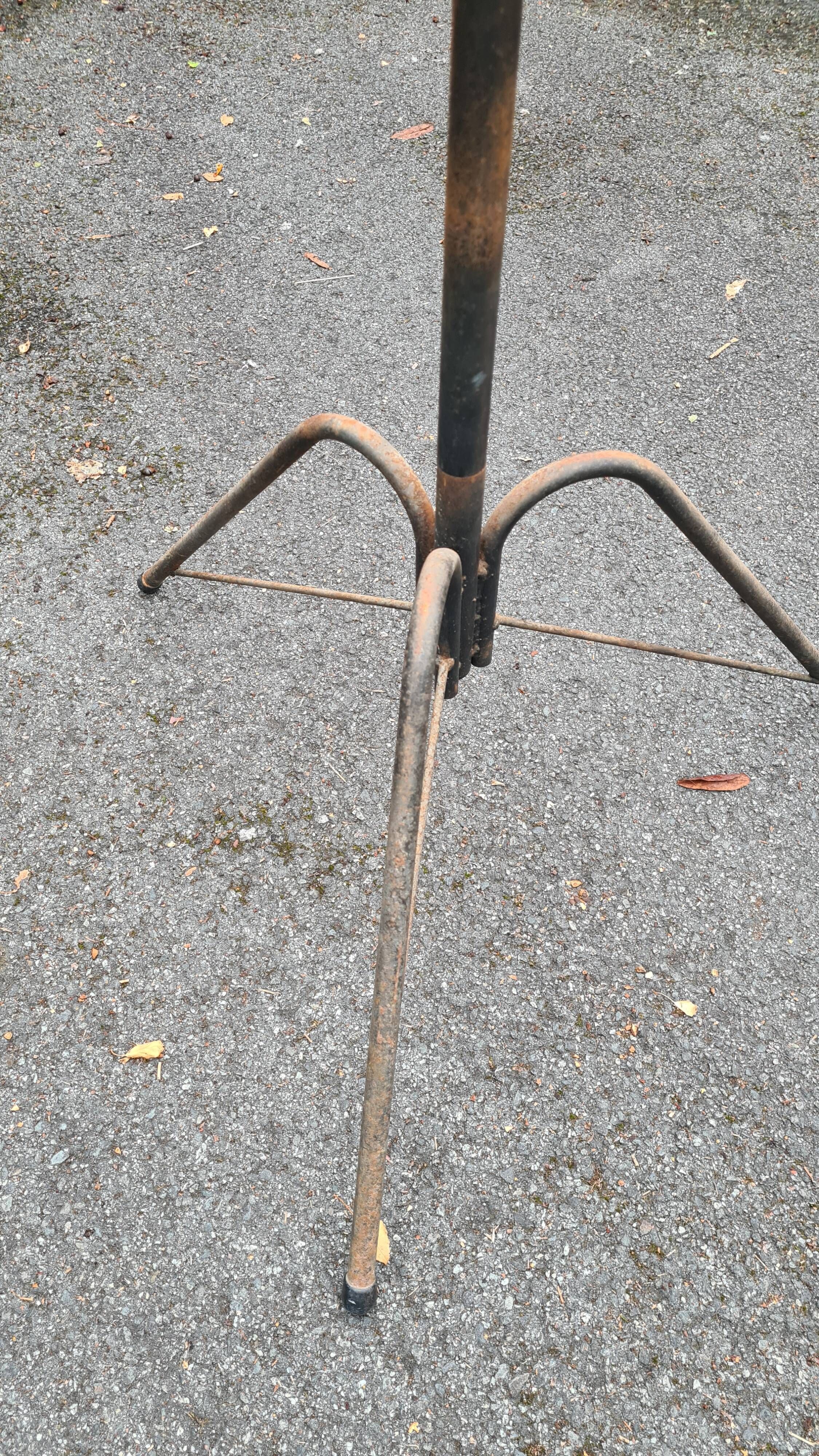 Atomic coat rack in metal and wooden balls / 1950s