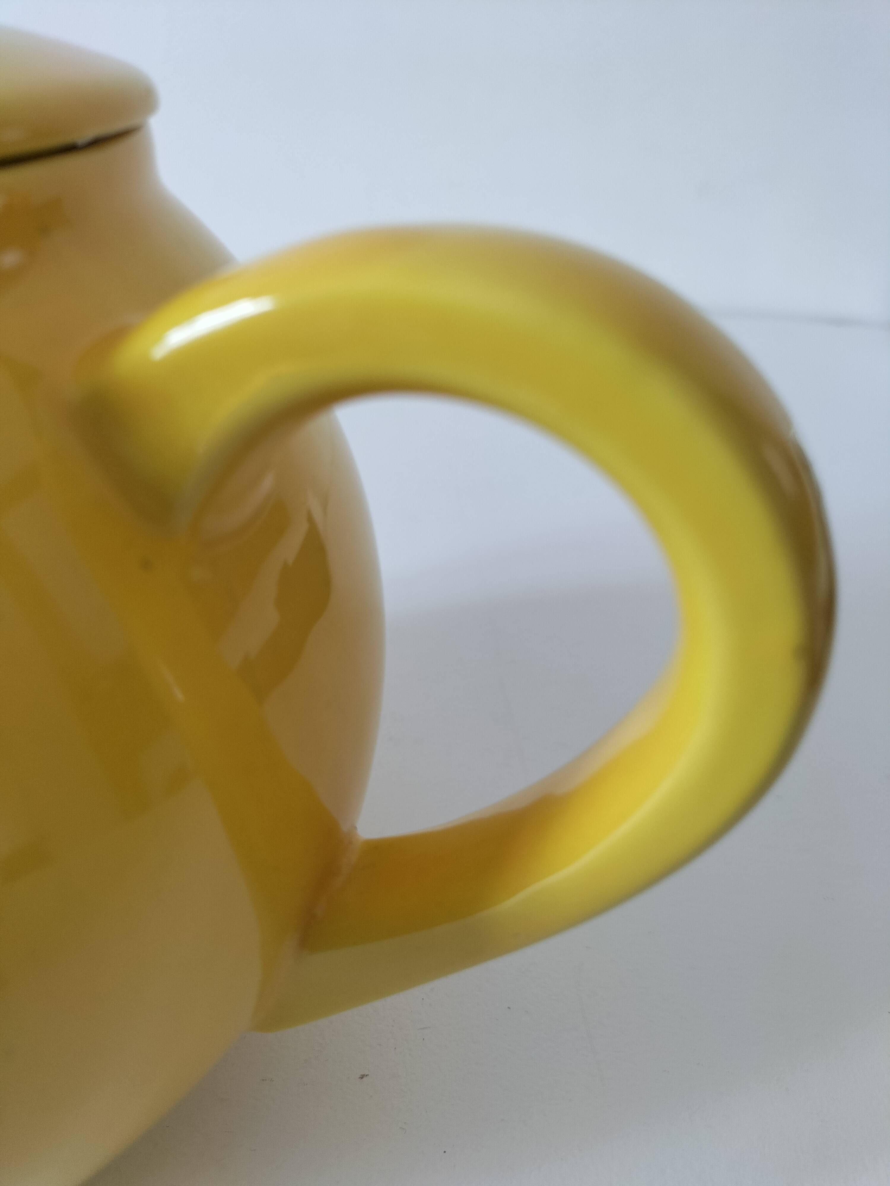 Vintage sun yellow teapot – Moulin des Loups & Hamage Nord