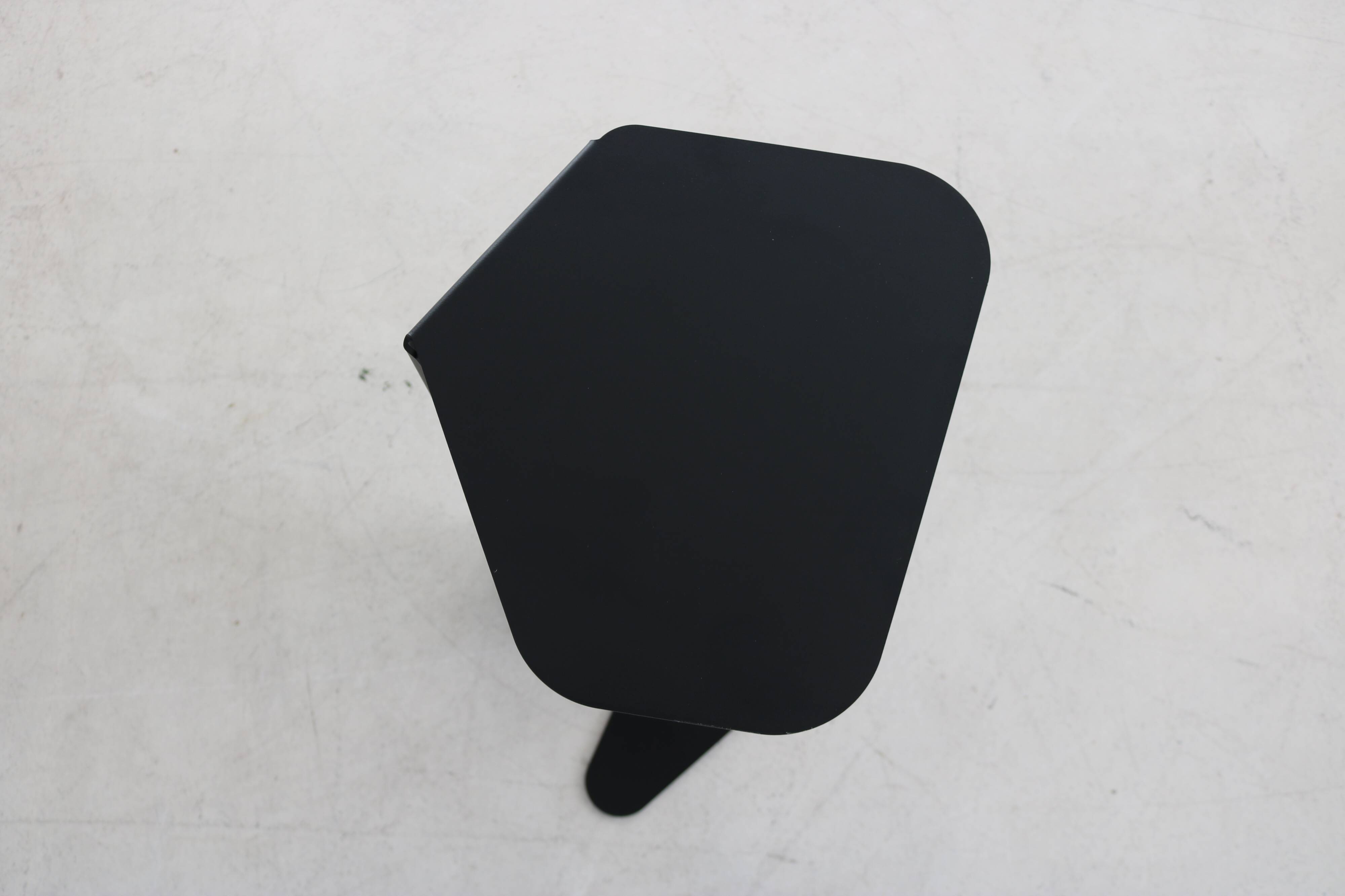 Gispen Today 972 RH side table