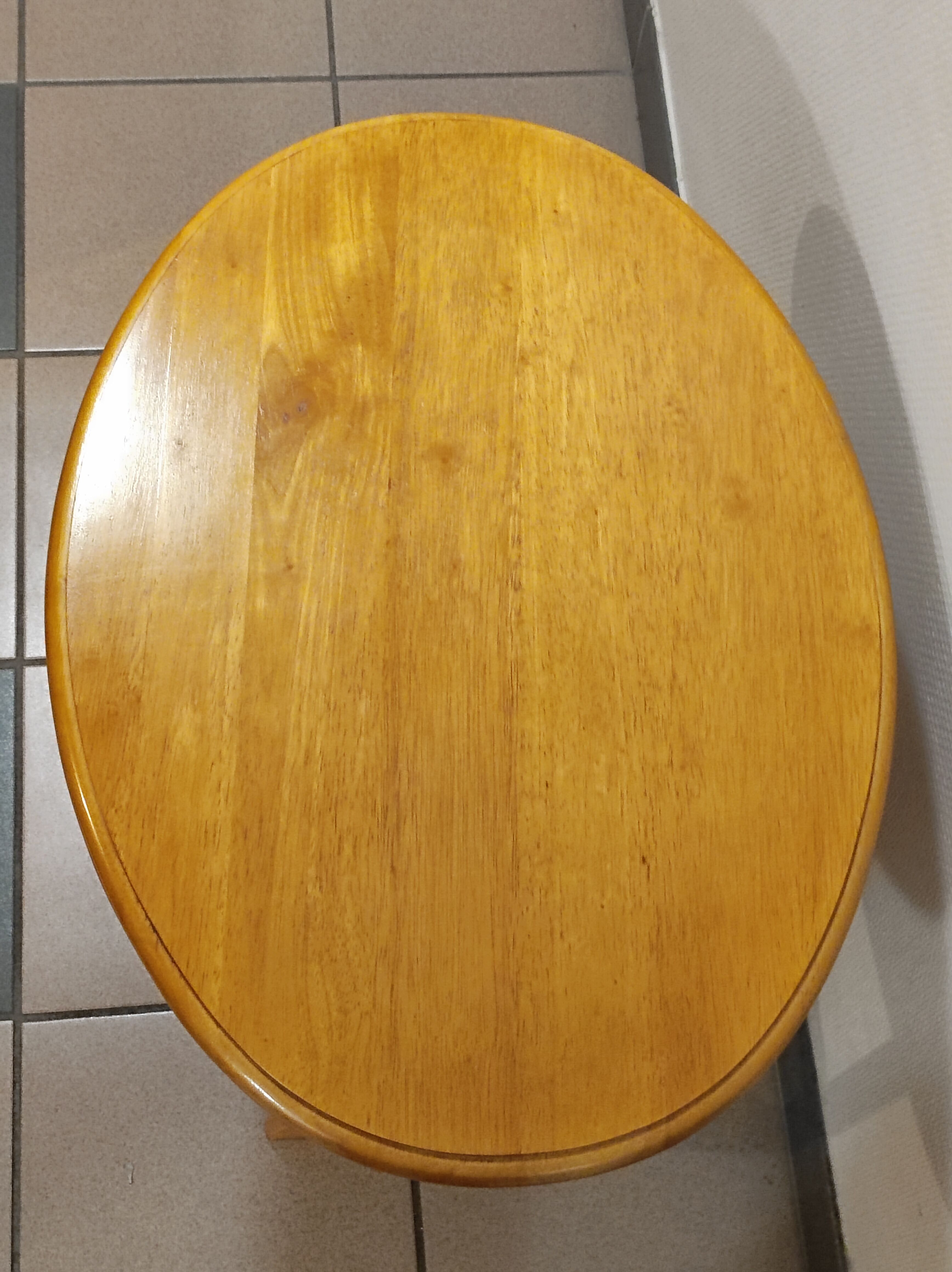 Meuble d'appoint ovale