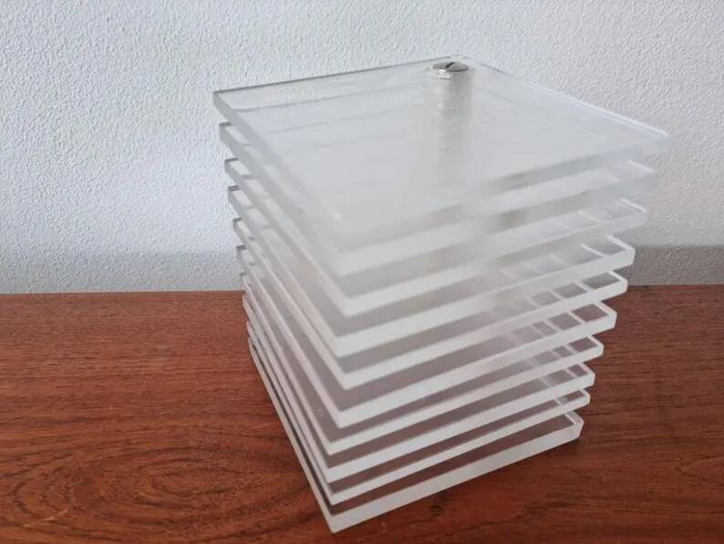 Lampe de table en lucite postmoderne rare Ikea, Suède, années 1980