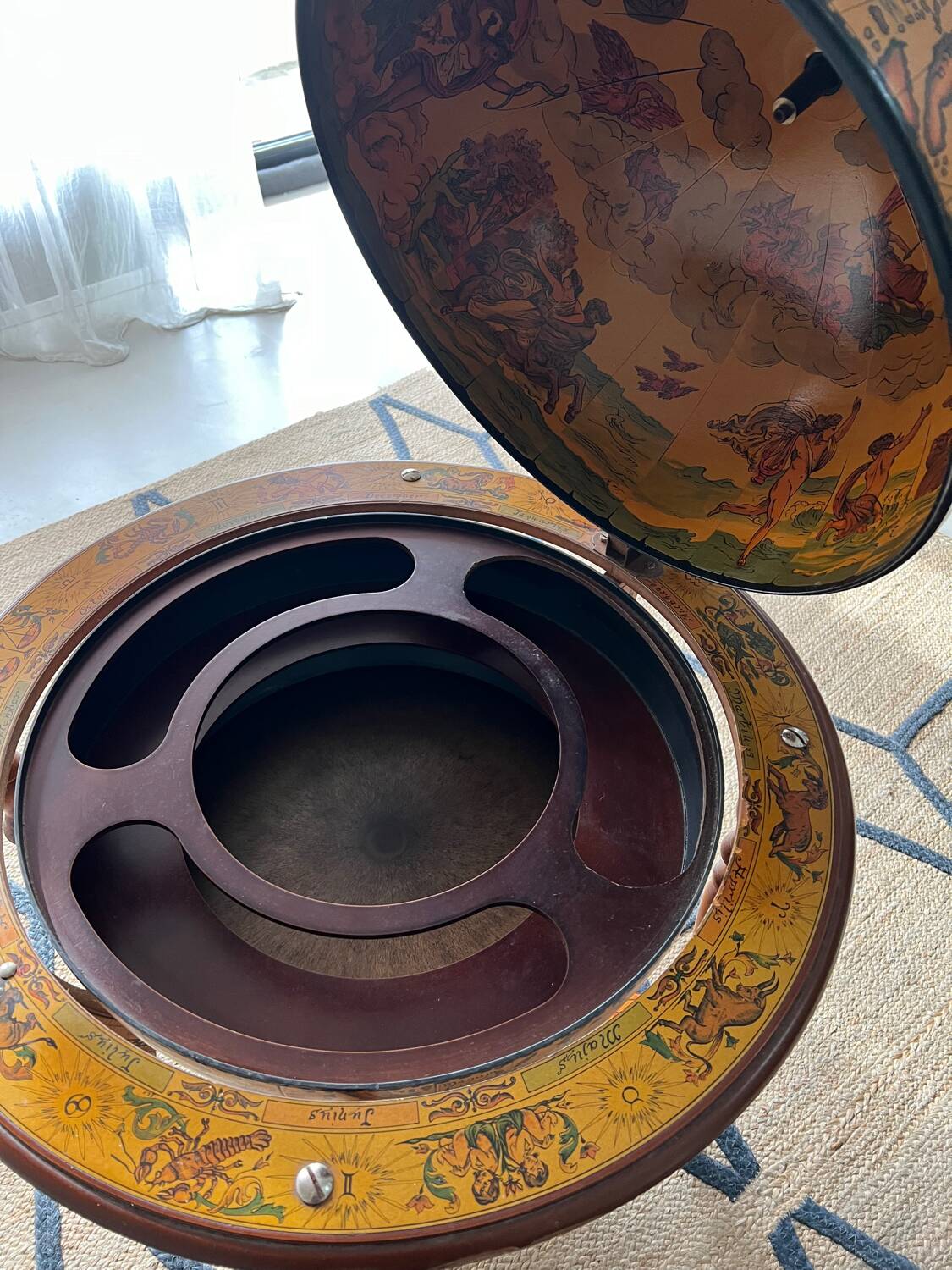 Vintage globe bar 1960