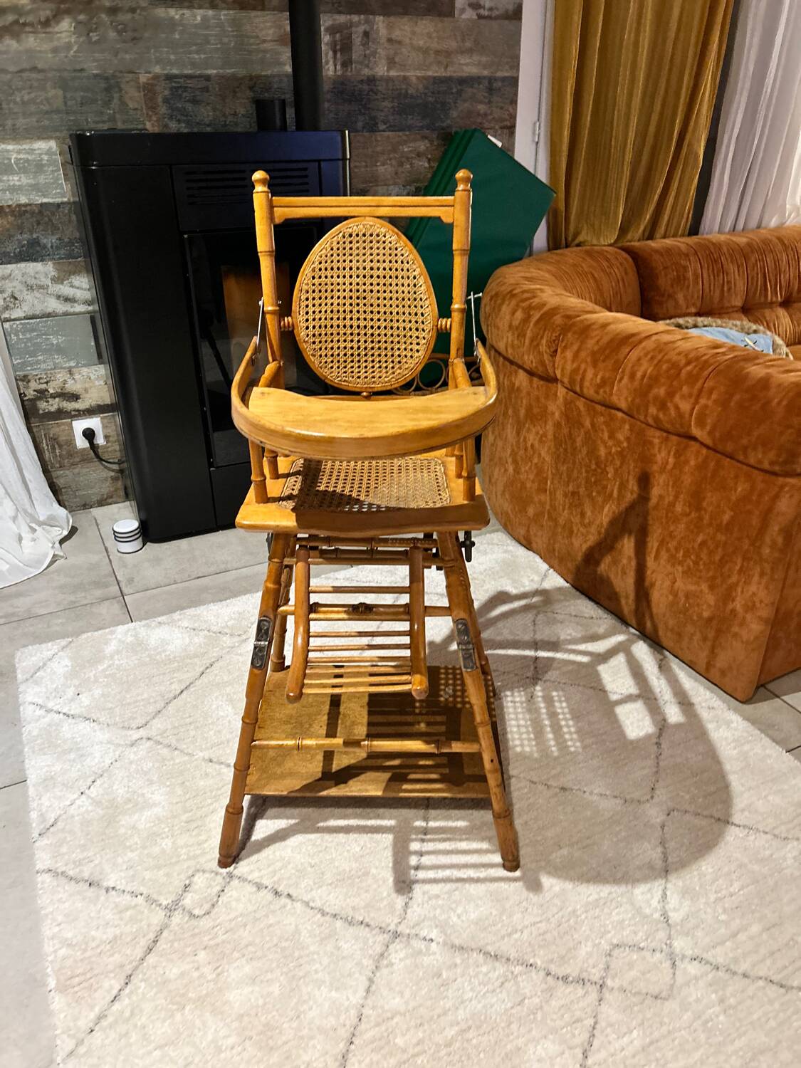 Modular high chair in canning Eugène Vincent