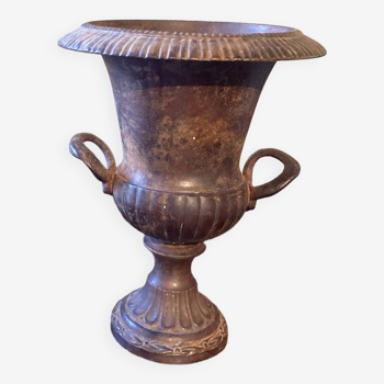 Vase amphore en fonte