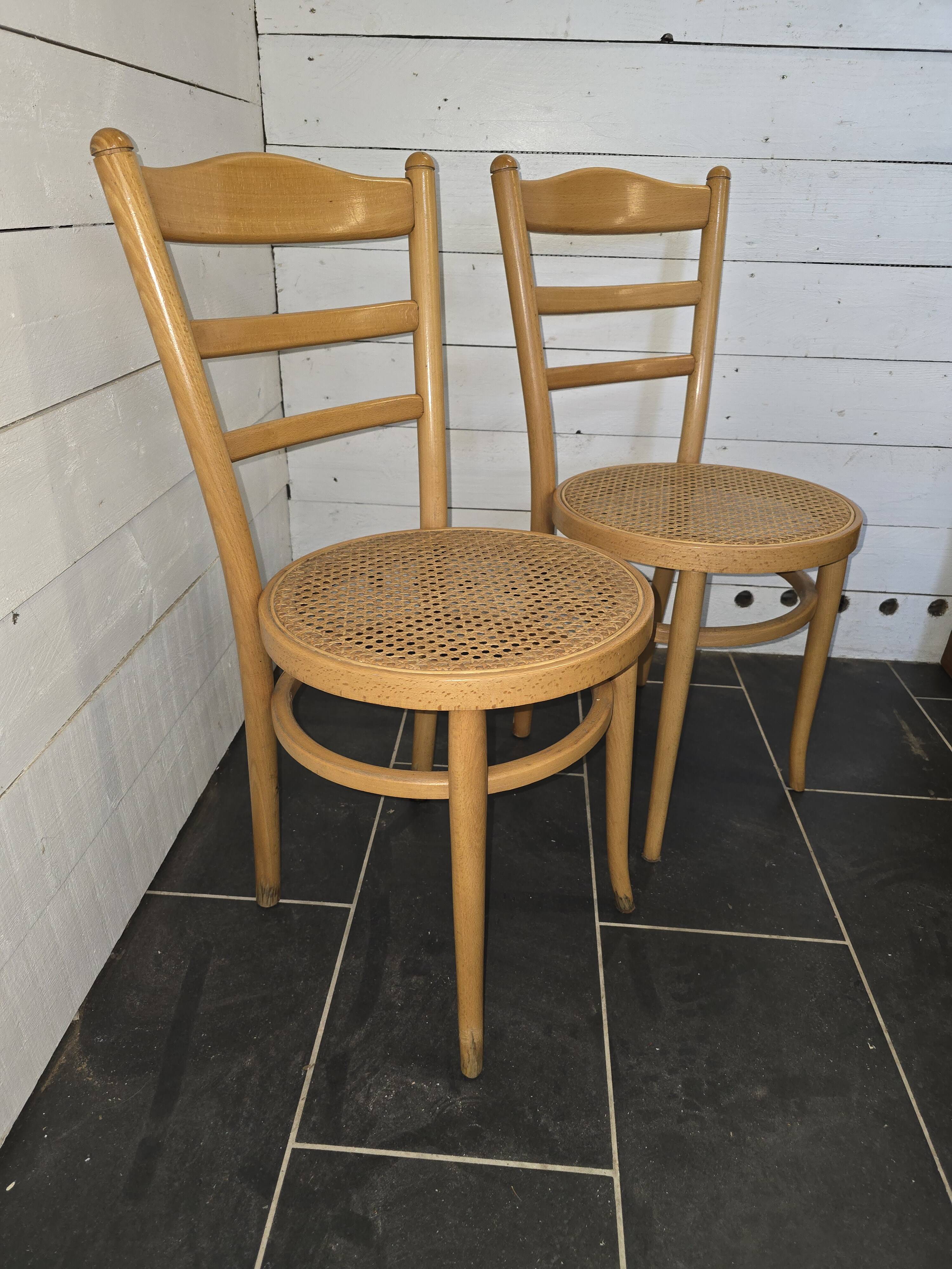 Paire de chaises de bistrot Baumann