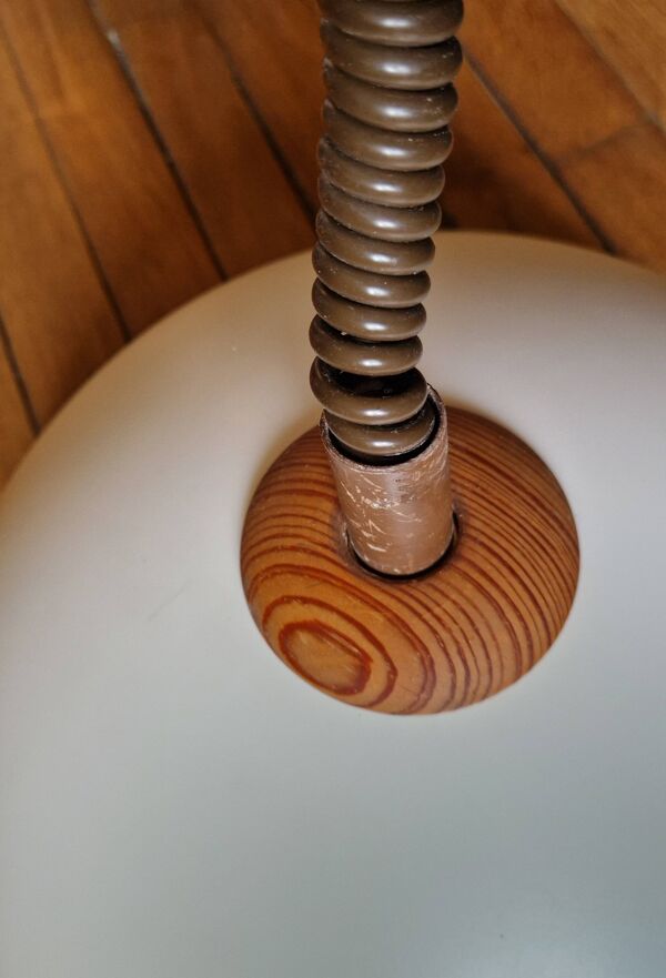 Suspension demi-globe ''monte et baisse'' acrylique, design scandinave années 1970