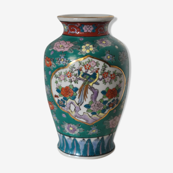 Partitioned porcelain vase Japan