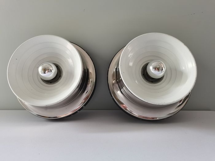 Pair of Italian Wall lamps Targetti