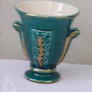 Vase amphore en céramique émaillée verte