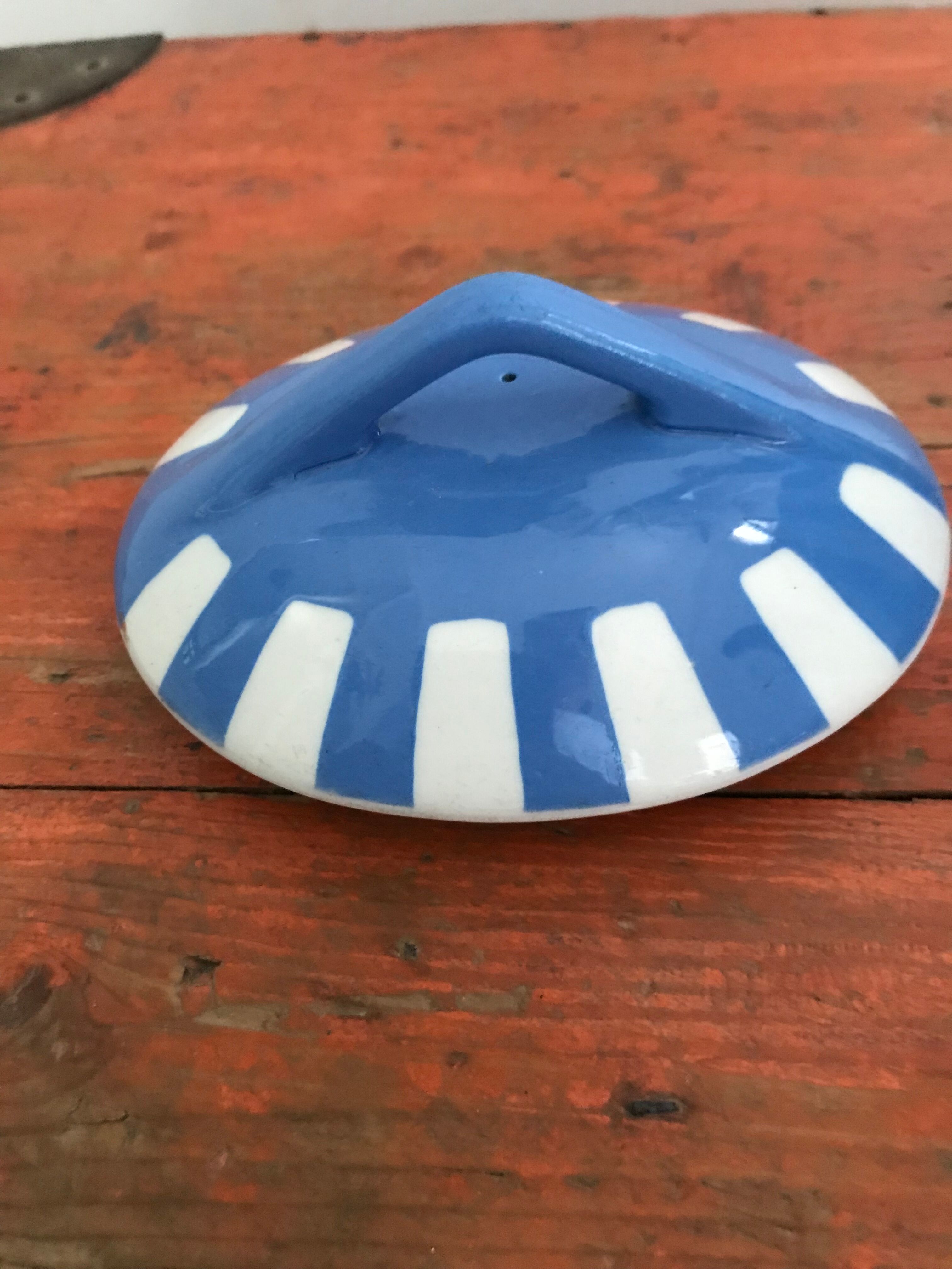 Fox-Trott teapot, Sarreguemines.