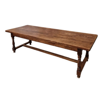 Large farmhouse table
