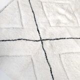 Moroccan Berber carpet Beni Ouarain ecru with black diamonds and engraved 310x200cm