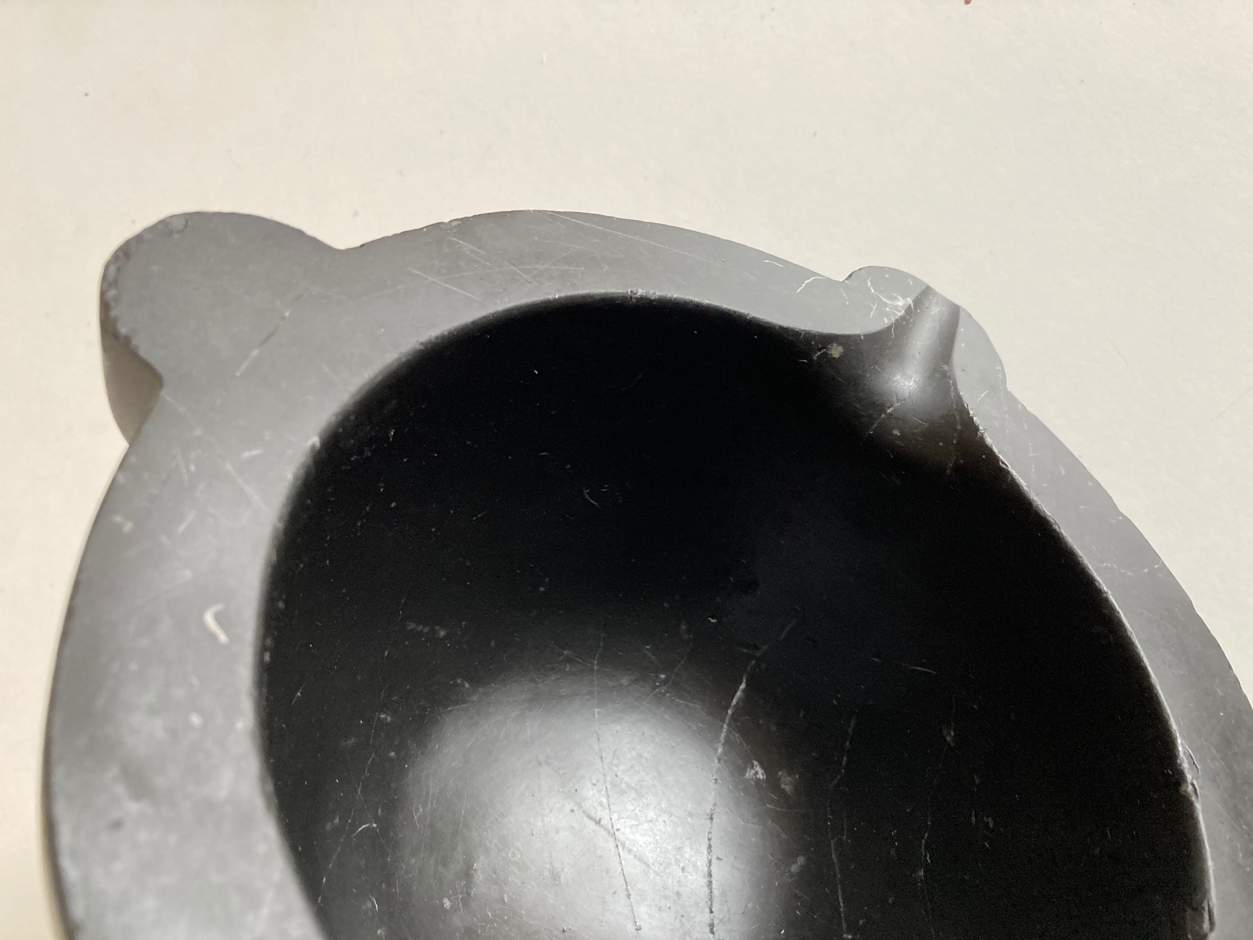 Marble mortar and 19th boxwood pestle