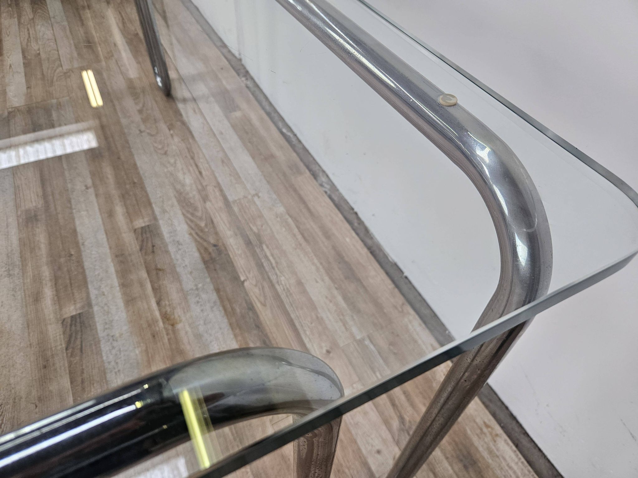 1970s Bauhaus table in chromed tubular steel and glass