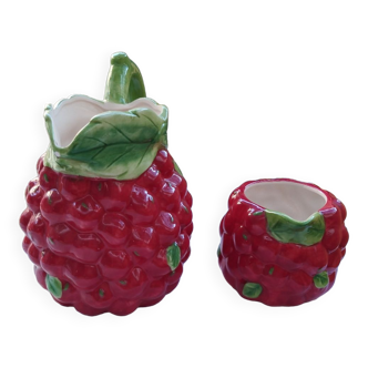 Raspberry slurry pitcher set