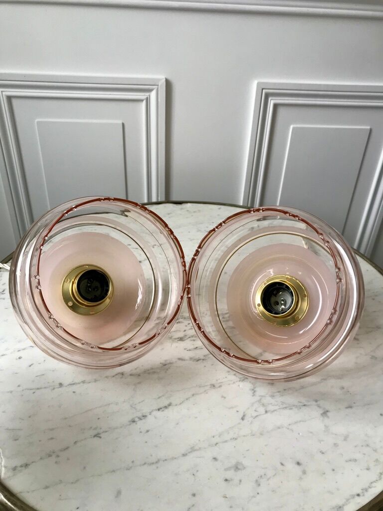 Pair of suspensions in pink glass and golden edging 50s-60s