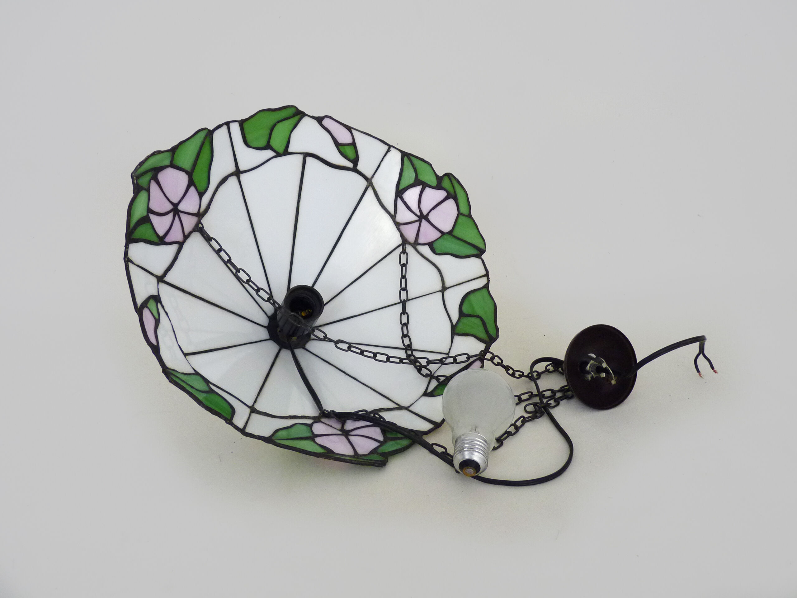 Tiffany washbasin pendant in glass paste with floral decoration