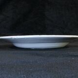 Plate in faience hr quimper decoration of breton