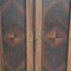 Armoire parisienne peinture d origine chapeau de gendarme