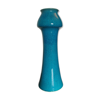 Cracked ceramic vase