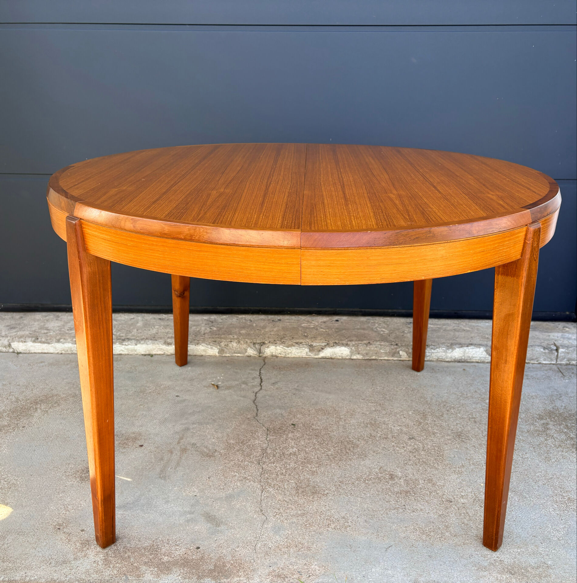 Vintage teak round table Scandinavian style with 2 extensions 1960s/70s