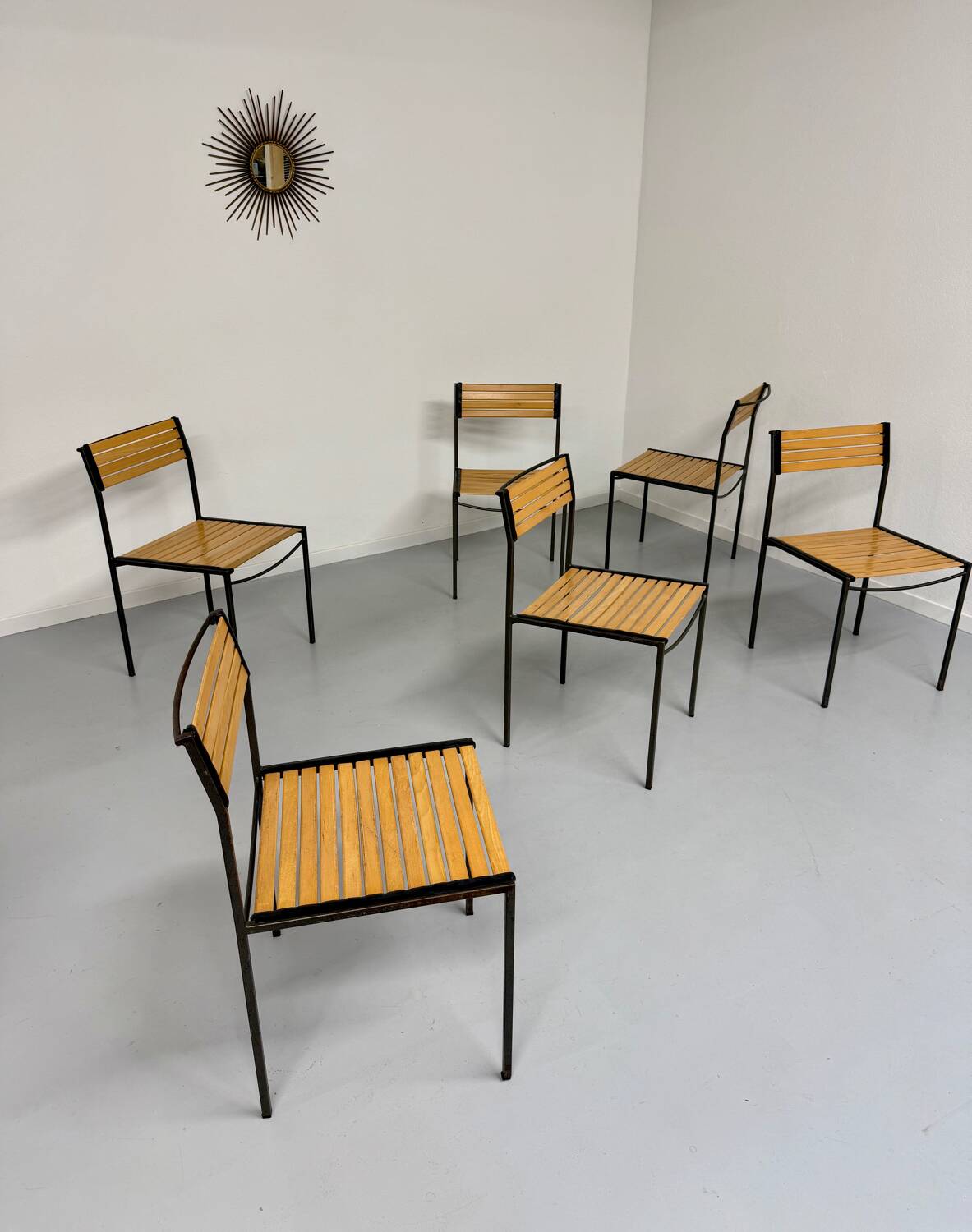 6 old metal and wood chairs, Italian design from the 80s, vintage