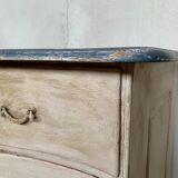 Commode galbée en chêne fin XVlllème