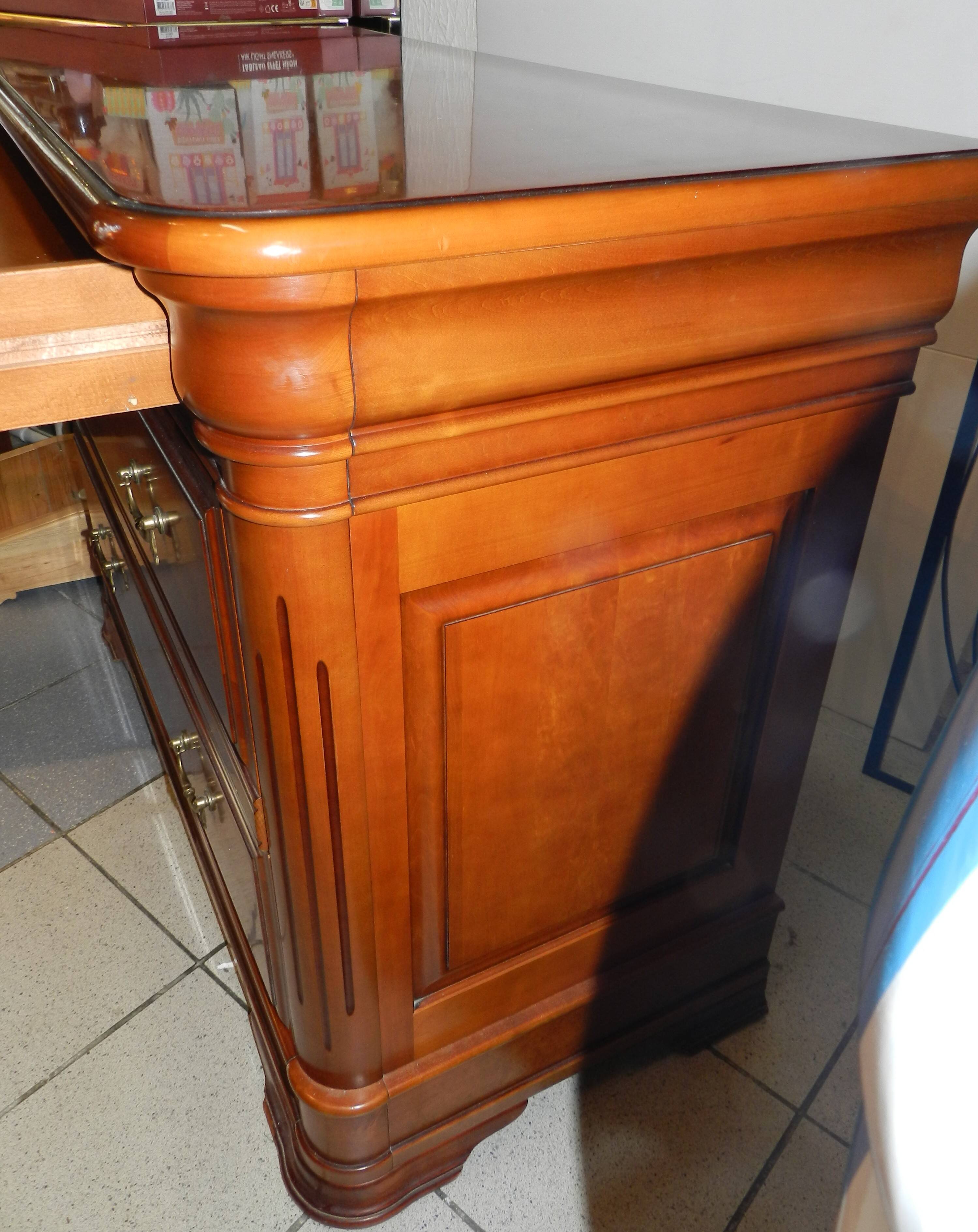 Louis Philippe style commode