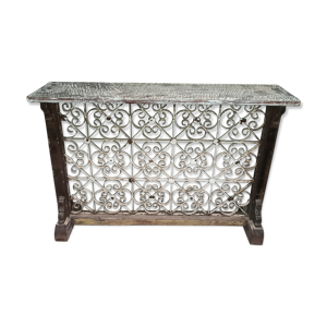 console