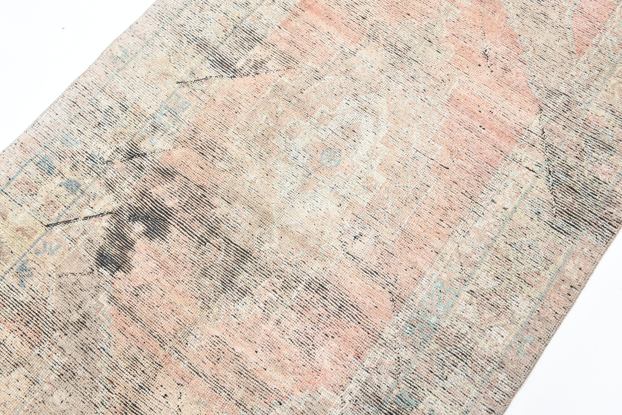 Turkish vintage area rug 221x112cm