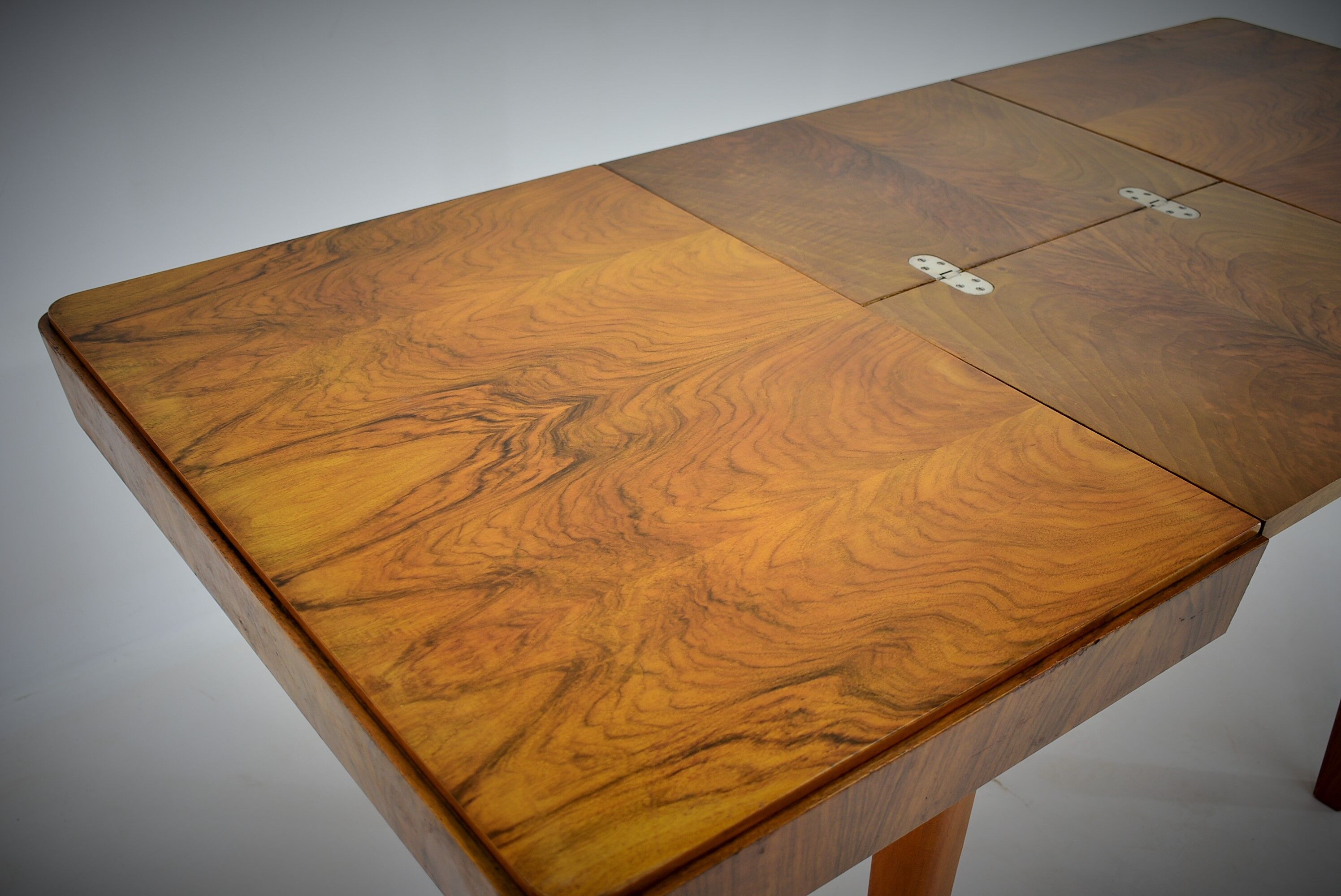 Table à manger extensible Jindřich Halabala pour UP Zavody, années 1950