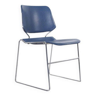 Chaises Matrix bleues – T. Tolleson – Matrix Krueger