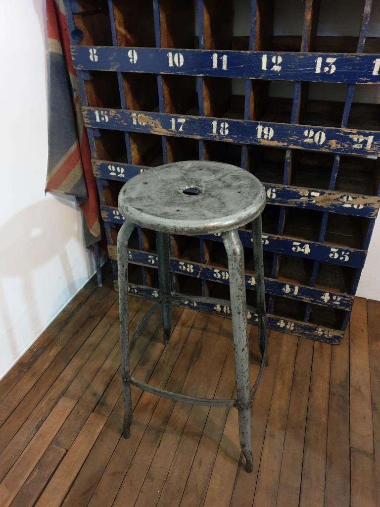 Nicolle workshop stool