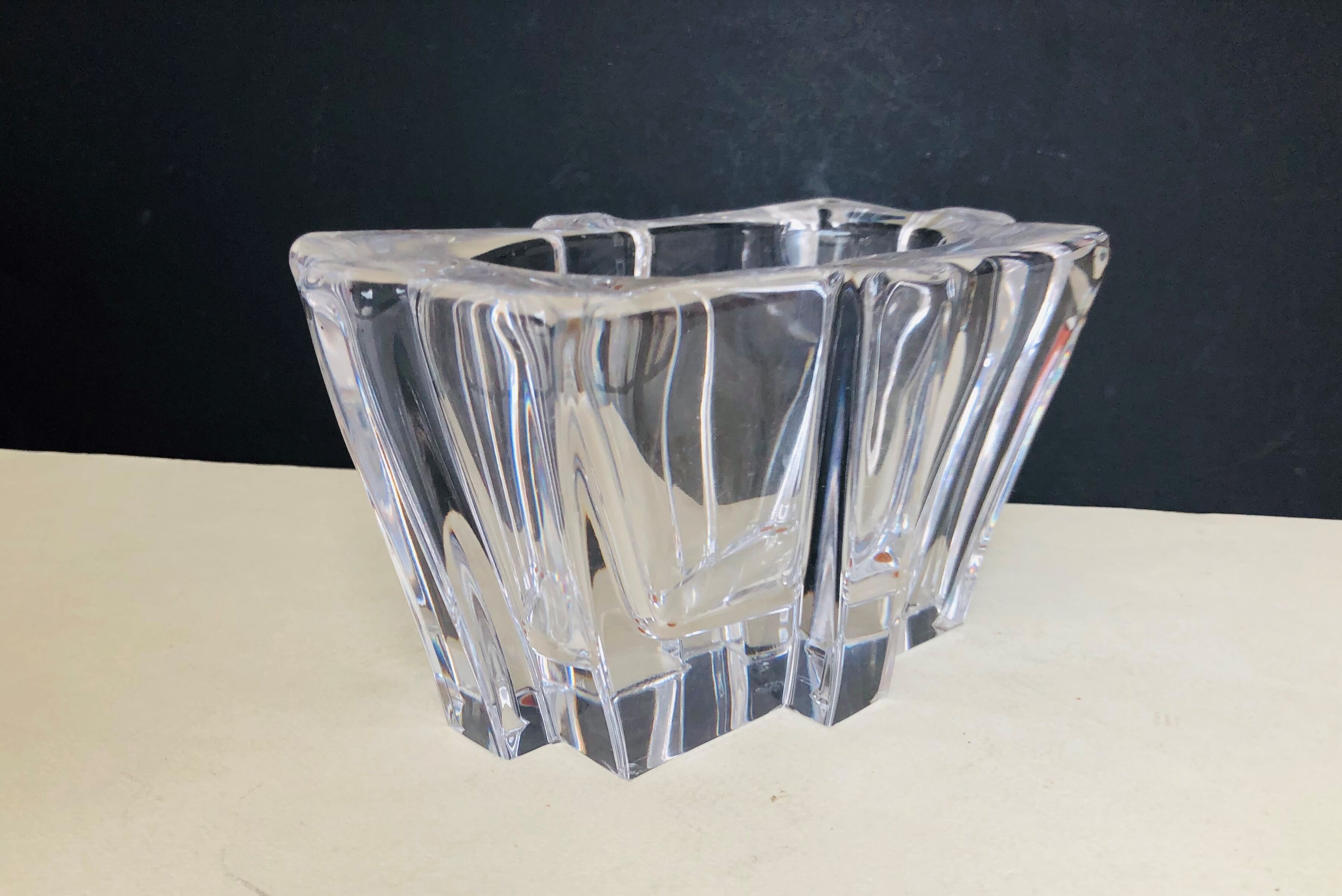 Rectangular Bayel crystal vase