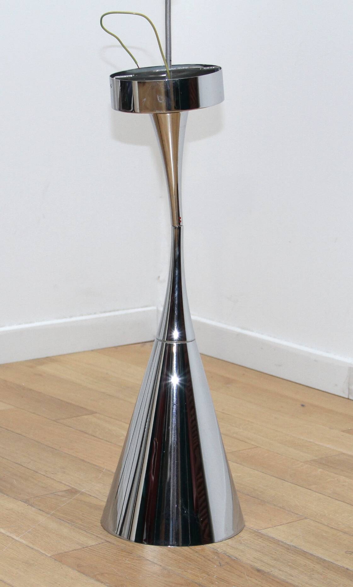 Kone D66 pendant light, Fabian