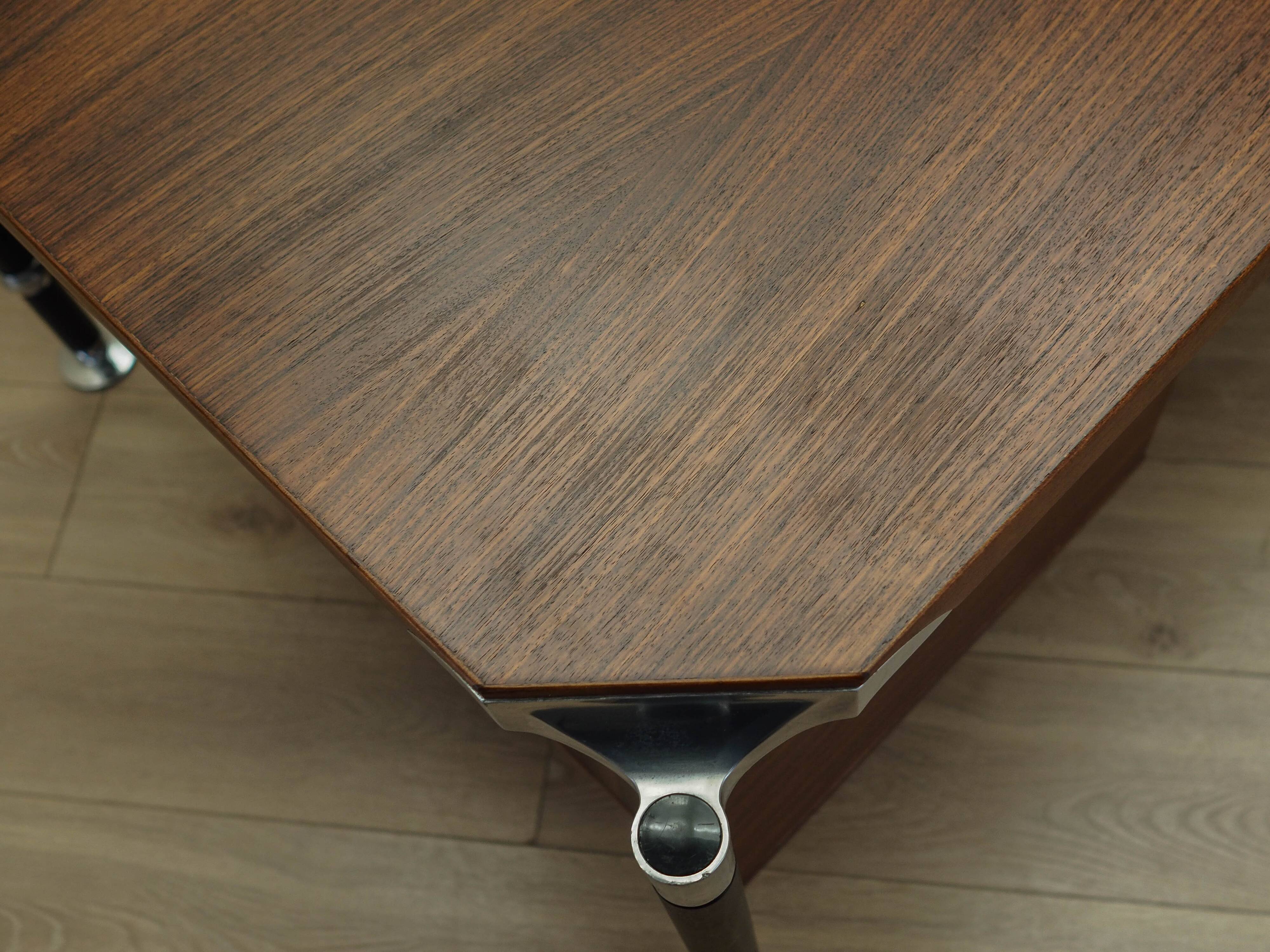 Bureau en palissandre, design italien, années 1970, designers : Ico et Luisa Parisi, manufacture