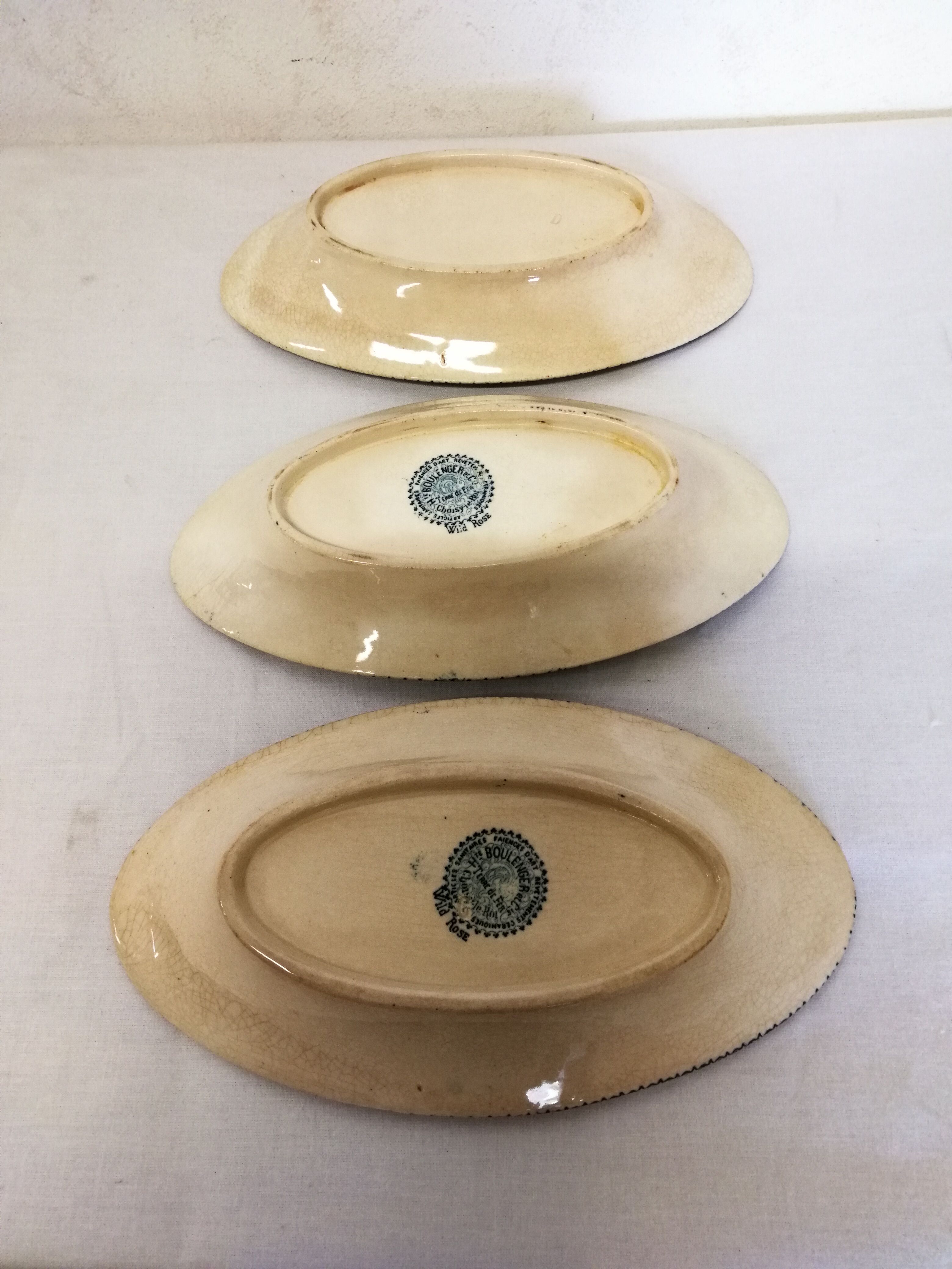 Old raviers, small dishes oval armer