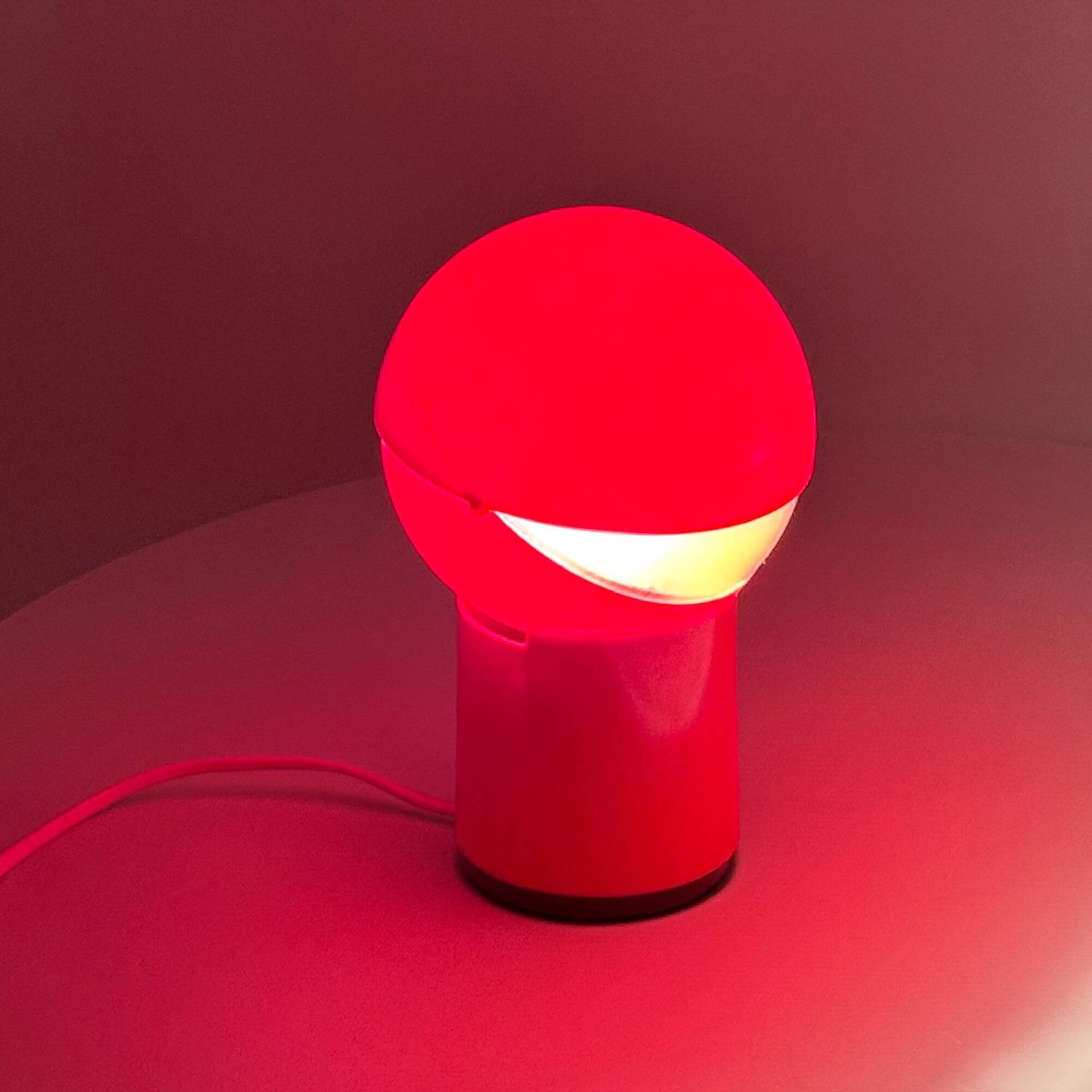 Lampe Space Age « Sfera Notte » Gagiplast, rouge vif, années 1970