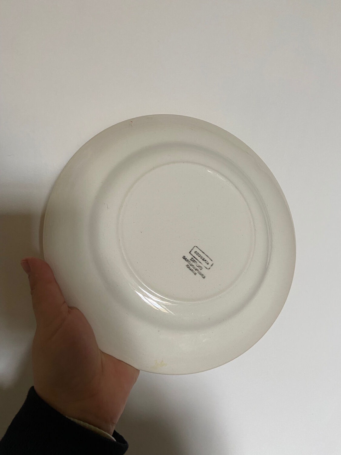 Yellow Scottish pattern plate from the Digoin manufacture